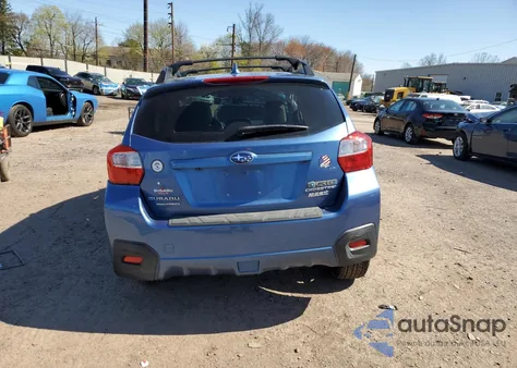 2017 Subaru Crosstrek 2.0I Premium z USA, uszkodzony, nr VIN JF2GPADC4H8264907